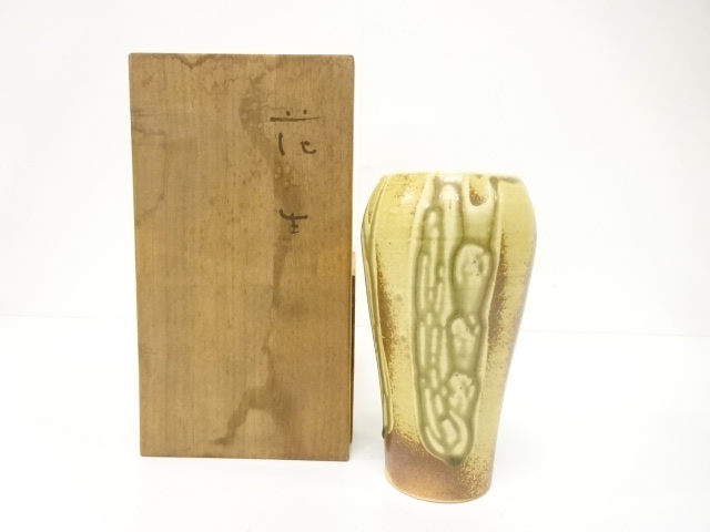 JAPANESE CERAMICS / FLOWER VASE / ARTISAN WORK